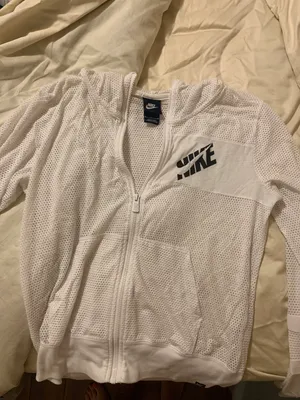 Nike Mesh Jacket thumbnail 1