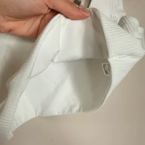Offline by Aerie Real Me Xtra Ribbed Sports Bra White V-Neck Crop Top Small thumbnail 2