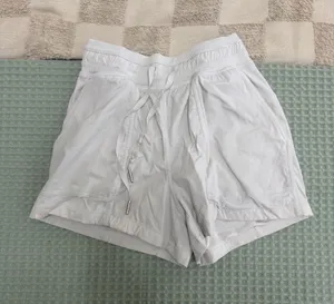 Lululemon Dance Studio‎ High-Rise Short 3.5"
Bone size 2 thumbnail 1