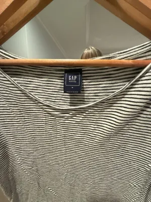Gap Maternity Black and White Striped Short Sleeve T-Shirt Size M thumbnail 2