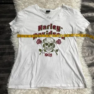 Harley Davidson White Vneck Tee Shirt Skulls Burgundy Red Roses Spellout thumbnail 6