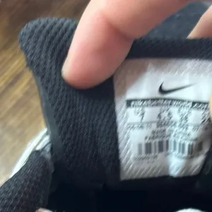 Nike‎ Air Black Sneakers Size 7 thumbnail 7