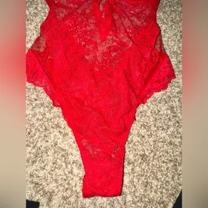 VS Red Lace Teddy Lingerie thumbnail 4