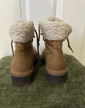 Tommy Hilfiger Boots thumbnail 3