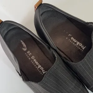 Dr. Scholl's Black and Gray Slip-On Shoes thumbnail 2