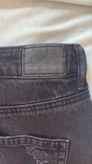American Eagle Jeans Ripped Black Mid-Rise thumbnail 2