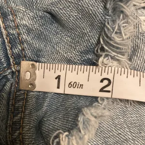 AMERICAN EAGLE Shorts Women’s Size 2 AE HI-RISE FESTIVAL Shorts Distressed thumbnail 9