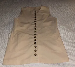Sleeveless Beige Button thumbnail 1
