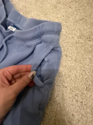 Old navy sweatpants  thumbnail 4