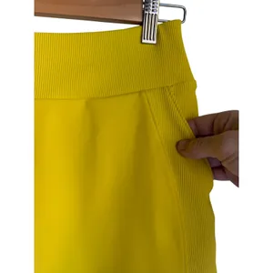 SwingDish Yellow Golf Skort Skirt Shorts Size Small Stretch Athletic Pockets thumbnail 2