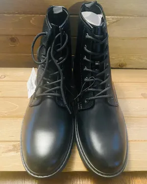 NEW women's boots size 12 medium black thumbnail 1