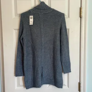 Abercrombie and Fitch Turtleneck Sweater thumbnail 2