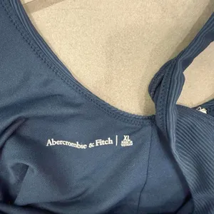 Abercrombie and Fitch Bodysuit XL thumbnail 3