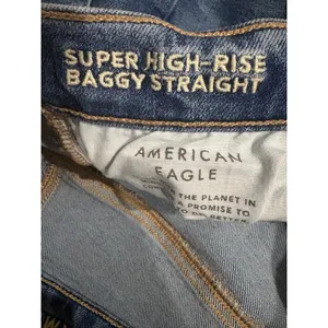 American Eagle Super High Waisted Baggy Straight Cargo Jean Women’s 4 Regular thumbnail 5