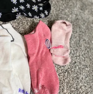 Reebok Women's Socks - Black, Pink, White thumbnail 3