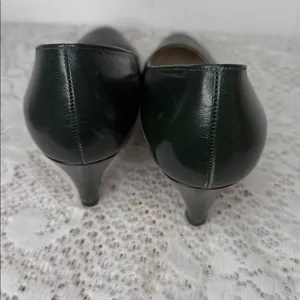 Vintage Manfield France high end leather dark green heels sz 8.5 thumbnail 6