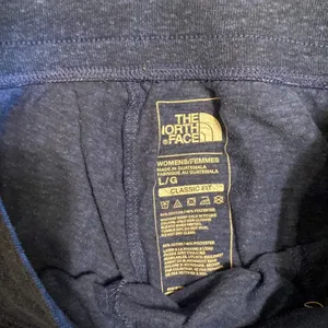 The North Face Blue Crop Sweatpants Size L thumbnail 4