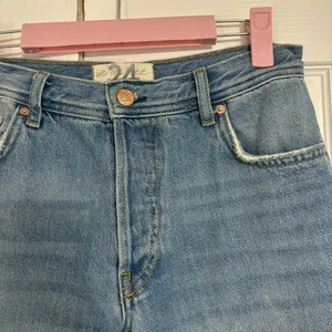 Free People We The Free Maggie Heavily Distressed Crop Jeans thumbnail 5