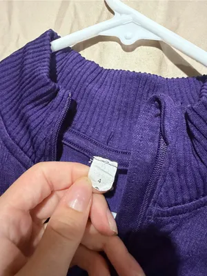 Lululemon long sleeve thumbnail 2