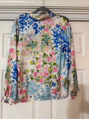 ZARA Satin Effect Floral Shirt thumbnail 4