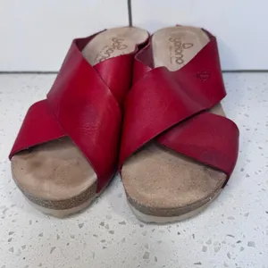 Yokono Red Leather Crisscross‎ Wedge Sandals Womens Size 9 Made in Spain thumbnail 2