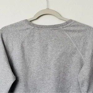 Patagonia Midweight Crew Gray Sweatshirt Size Medium thumbnail 6