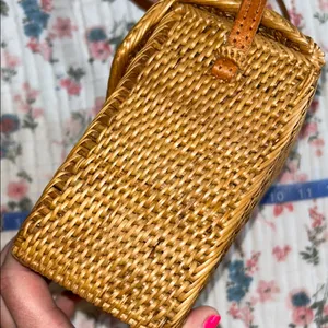 Vintage Tan Woven Shoulder Bag with Leather Strap thumbnail 12