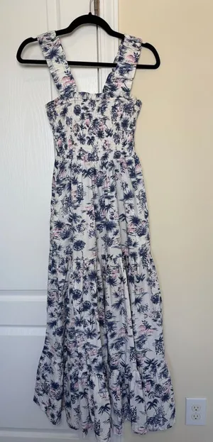 Abercrombie Smocked Bodice Easy Maxi Dress Sz S thumbnail 1