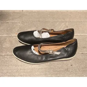 Clarks Cushion Soft Black Leather Mary Jane Flats Metallic Strap Wmns 8.5 Ortho thumbnail 2