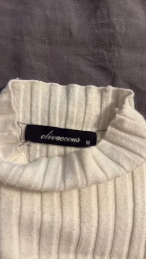 White Turtleneck Top Size M thumbnail 3