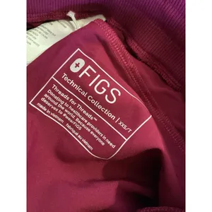 FIGS Scrub Pants Womens XXS Tall Magenta Boston Slim Jogger Medical Zip Pockets thumbnail 6