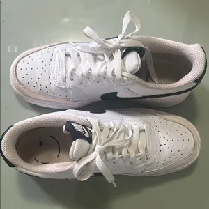 Nike White and Black Sneakers thumbnail 1