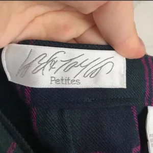 Lord & Taylor Vintage Tartan Plaid Wool Holiday Skirt Size 14P thumbnail 9