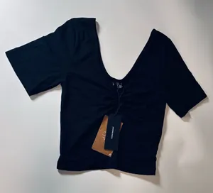 Vero Moda Womens Small Black Ruched V Neck Short Sleeve Crop Top thumbnail 1