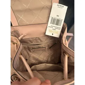 Michael Kors Abbey Small Cargo Backpack - Blossom thumbnail 4