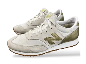 New Balance 620 Women 9.5 Sneakers Cream Gold Metallic CW620JD2 Low Top Shoes thumbnail 1