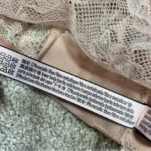 NWT Victoria’s Secret Dream Angels Allure Shimmer Long Sleeve Bra Top Lace XL thumbnail 14