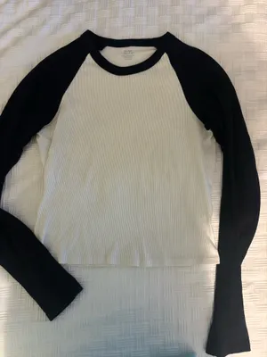 Brandy Melville Top thumbnail 1