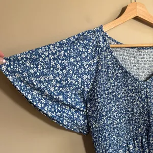 Unbranded Floral Smocked Maxi Dress 2XL Blue Womens Ruffle Tiered Flutter Sleeve thumbnail 3