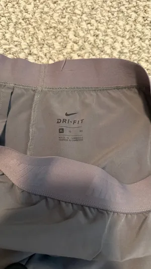Nike Charcoal Grey Training Shorts Youth XL runs larger / wide leg thumbnail 4