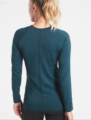 Athelta Foothills Long Sleeve Top in Nordic Teal thumbnail 6