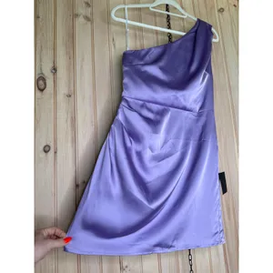 NWT Lulus Love Me Tonight Lavender Satin One-Shoulder Mini Dress Party Soft Sz M thumbnail 4