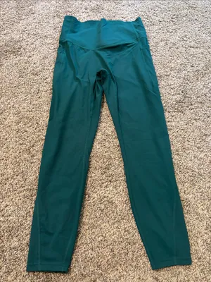 Halara Leggings size medium thumbnail 2