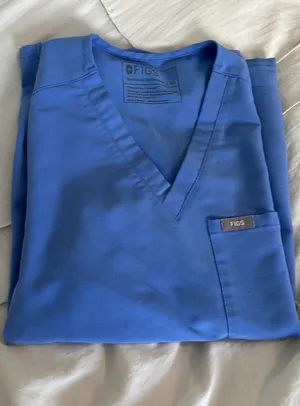 FIGS Scrub Top thumbnail 1