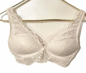 Victorias Secret Medium White Lace Padded Bra‎ Bralette thumbnail 1