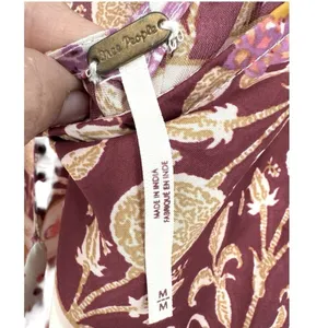 Free People Leona Floral Printed Jumpsuit Lilac Size Medium Boho Beachy Festival thumbnail 4