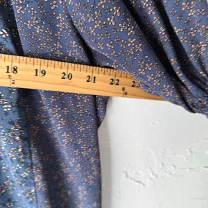 Love Olive CO Size Medium Blue Floral Peasant Ruffle Sleeve‎ thumbnail 6