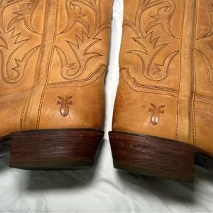 Frye vintage tan western cowboy pull on pointed toe boots women’s shoe size 7.5 thumbnail 7