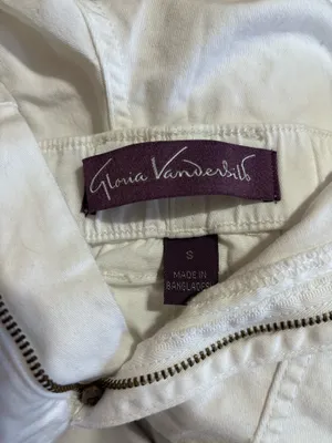 White high waisted shorts thumbnail 3
