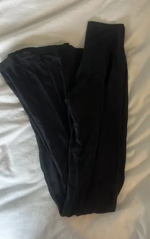 Aerie Flare Crossover Flare Leggings thumbnail 1
